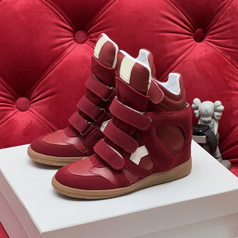 Női magas szárú sportcipő Velcro-záródással, rejtett magasságnövelő, felsőrész marhabőr, belső báránybőr, gumi talp