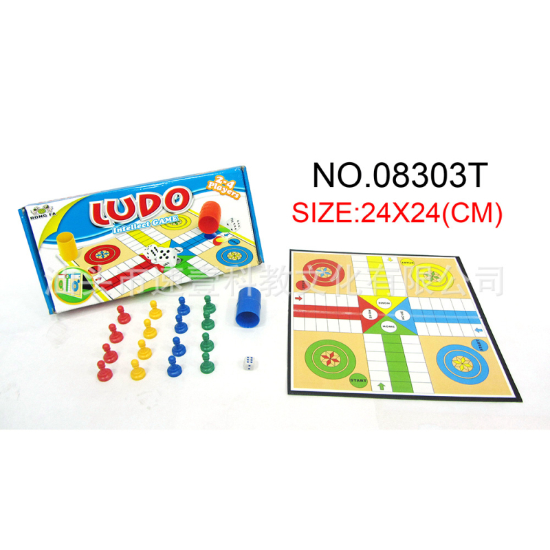 Sklopiva višestruka ploča za šah, Snakes and Ladders i Ludo — karton-plastika konstrukcija; pogodna za uzrast 4–35 godina.