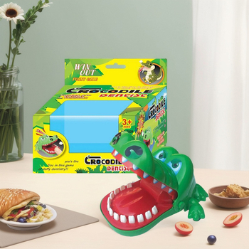 Családi asztali játék: puzzle, interaktív; műanyagból; 4-14 éveseknek; származás Shantou, Guangdong