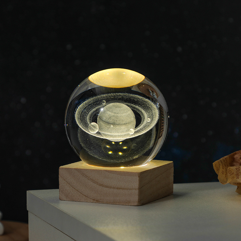 3D гравирана кристална сфера, светеща нощна лампа, настолен декор, стъклен абажур, захранване от контакта