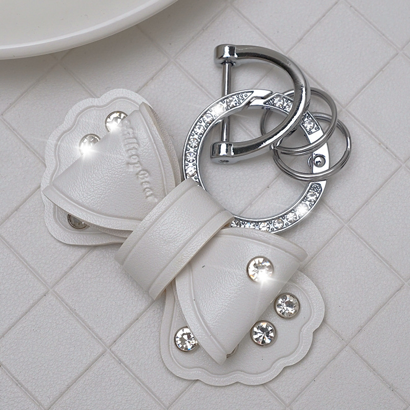 Pandantiv pentru chei auto din piele, cu funda diamantată, design simplu, personalizare disponibilă