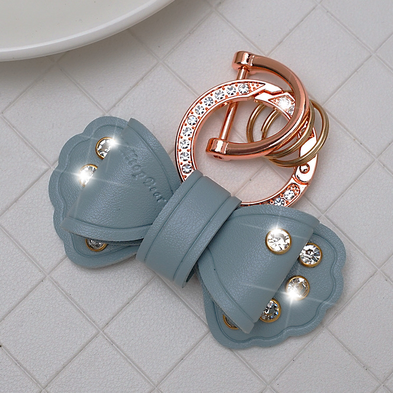 Pandantiv pentru chei auto din piele, cu funda diamantată, design simplu, personalizare disponibilă