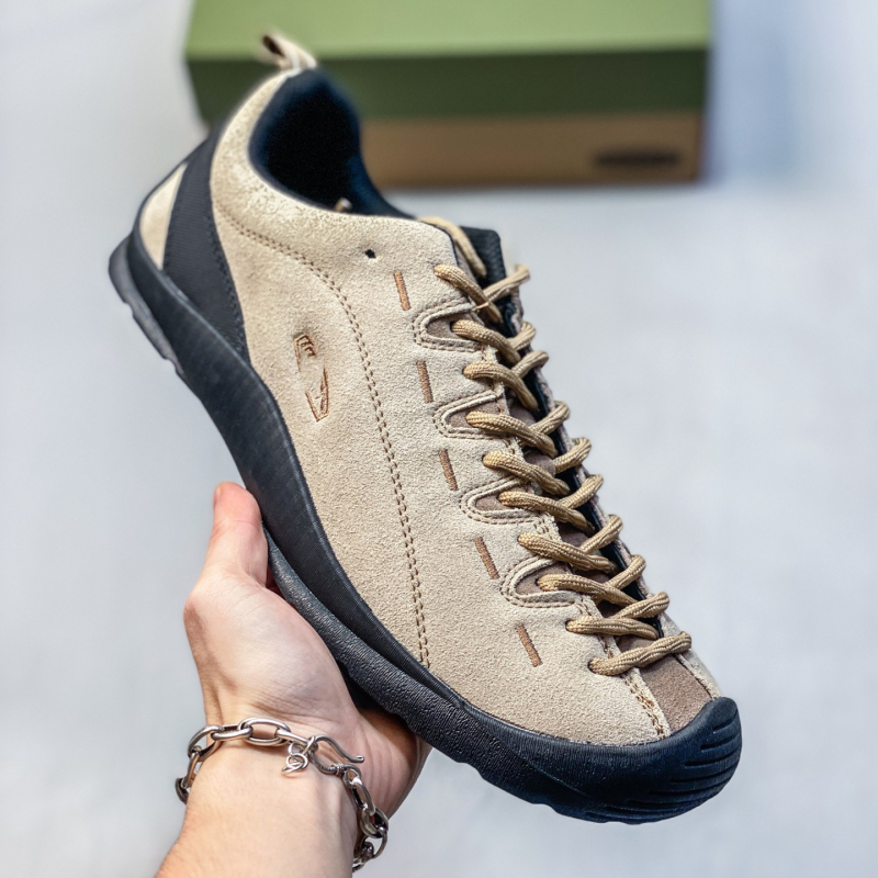 Обувки за трейл и походи с набук върх, мрежеста подплата, EVA стелка и гумено ходило