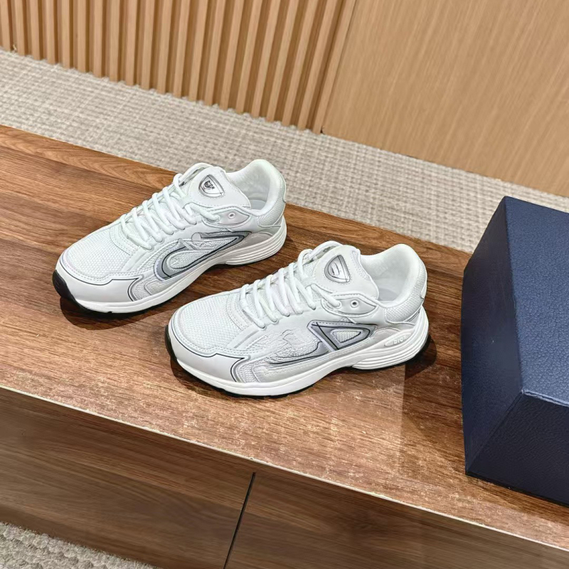 Unisex casual sneakers με χαμηλό ύψος, δύο στρώσεις δέρματος στο πάνω μέρος, πλέγμα στην επένδυση, καουτσούκ σόλα, κορδόνια
