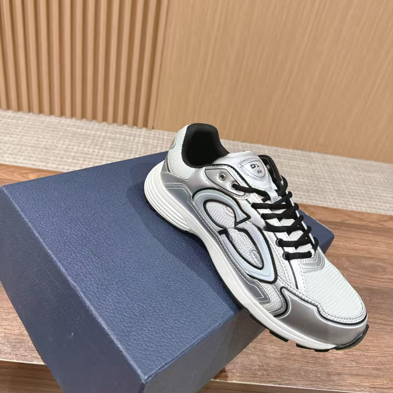 Unisex casual sneakers με χαμηλό ύψος, δύο στρώσεις δέρματος στο πάνω μέρος, πλέγμα στην επένδυση, καουτσούκ σόλα, κορδόνια