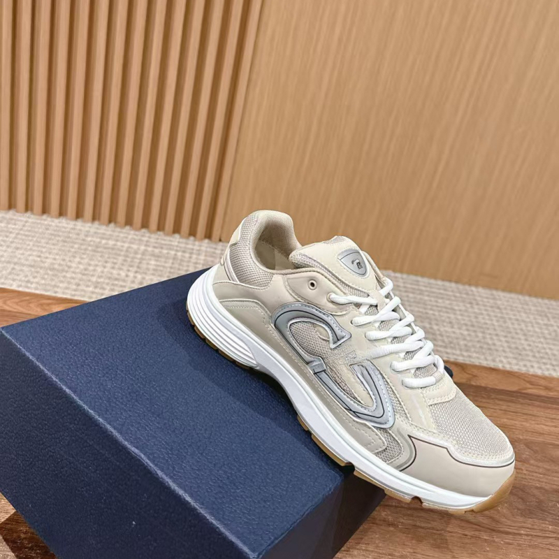 Unisex casual sneakers με χαμηλό ύψος, δύο στρώσεις δέρματος στο πάνω μέρος, πλέγμα στην επένδυση, καουτσούκ σόλα, κορδόνια