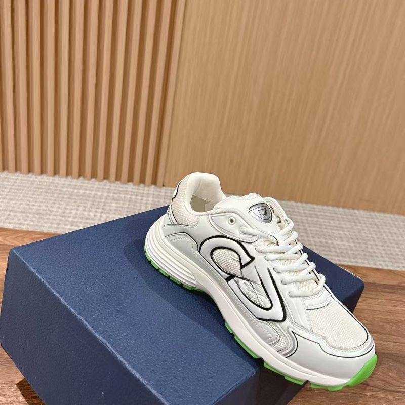 Unisex casual sneakers με χαμηλό ύψος, δύο στρώσεις δέρματος στο πάνω μέρος, πλέγμα στην επένδυση, καουτσούκ σόλα, κορδόνια