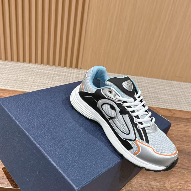 Unisex casual sneakers με χαμηλό ύψος, δύο στρώσεις δέρματος στο πάνω μέρος, πλέγμα στην επένδυση, καουτσούκ σόλα, κορδόνια