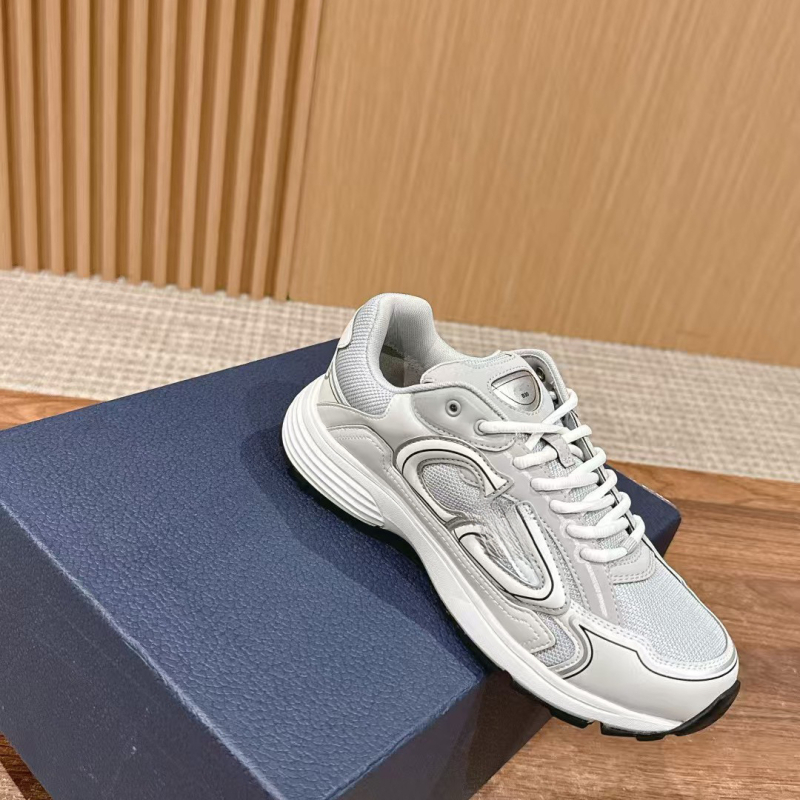 Unisex casual sneakers με χαμηλό ύψος, δύο στρώσεις δέρματος στο πάνω μέρος, πλέγμα στην επένδυση, καουτσούκ σόλα, κορδόνια