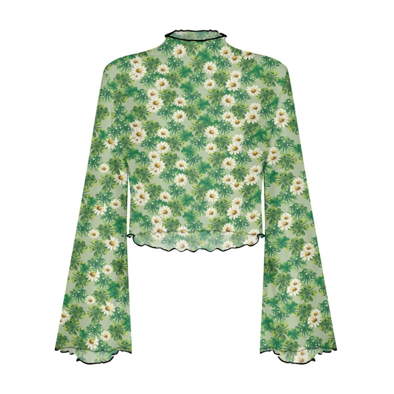 Poliesterski top s otisom lubanje, uskog kroja, dugi rukavi zvonastog kroja