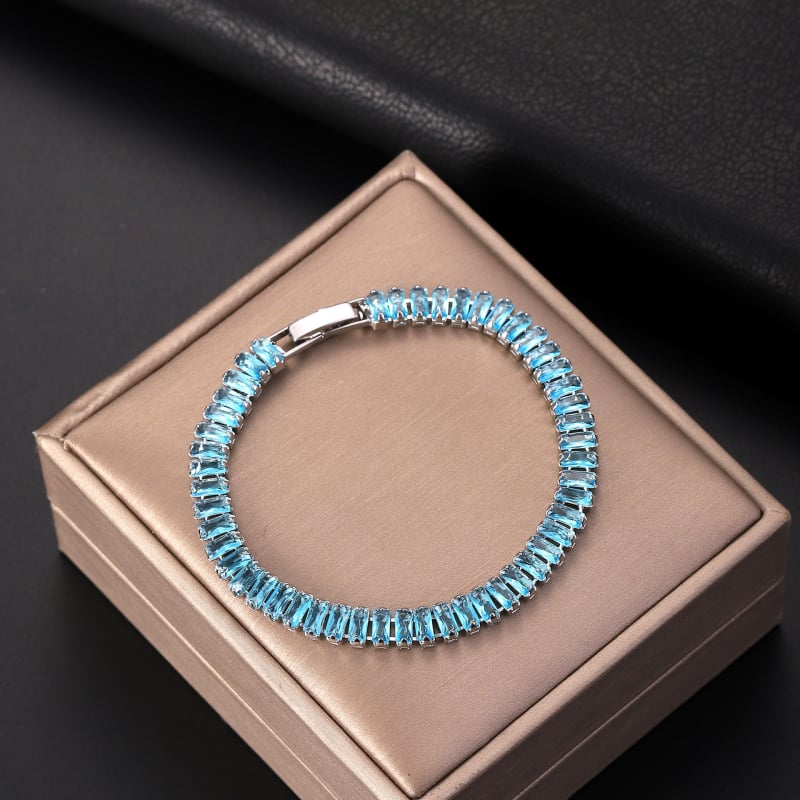 Cirkonijska teniska narukvica — Geometrijski dizajn, Unisex, Metalna prevlaka, Proljeće 2024