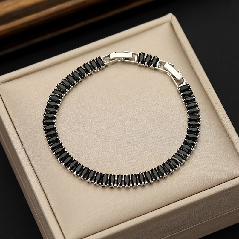 Cirkonijska teniska narukvica — Geometrijski dizajn, Unisex, Metalna prevlaka, Proljeće 2024