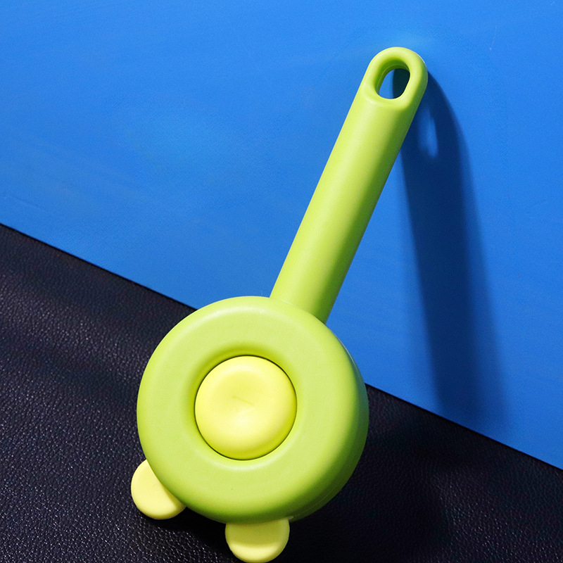 Četka za kućne ljubimce – mačke i psi – jednim klikom uklanjanje dlaka, razmrsivanje zapetljanih dlaka, masaža, PP materijal