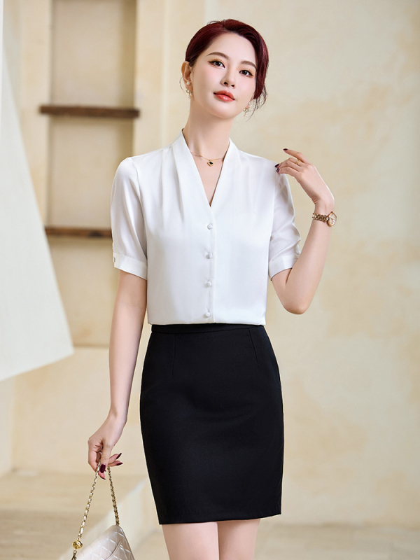 Cămașă de femei cu mâneci scurte, material satin poliester, decolteu în V, croială slim, lungime standard, stil office
