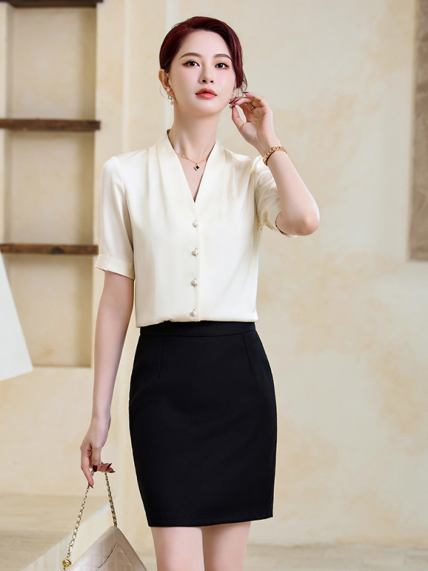 Cămașă de femei cu mâneci scurte, material satin poliester, decolteu în V, croială slim, lungime standard, stil office