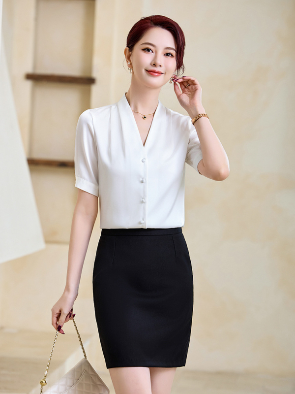 Cămașă de femei cu mâneci scurte, material satin poliester, decolteu în V, croială slim, lungime standard, stil office