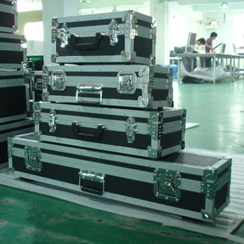 Prijenosna kutija za alate s aluminijskim kućištem, ABS dijelovima i unutarnjom oblogom otporna na udarce; prilagodljivi kapacitet