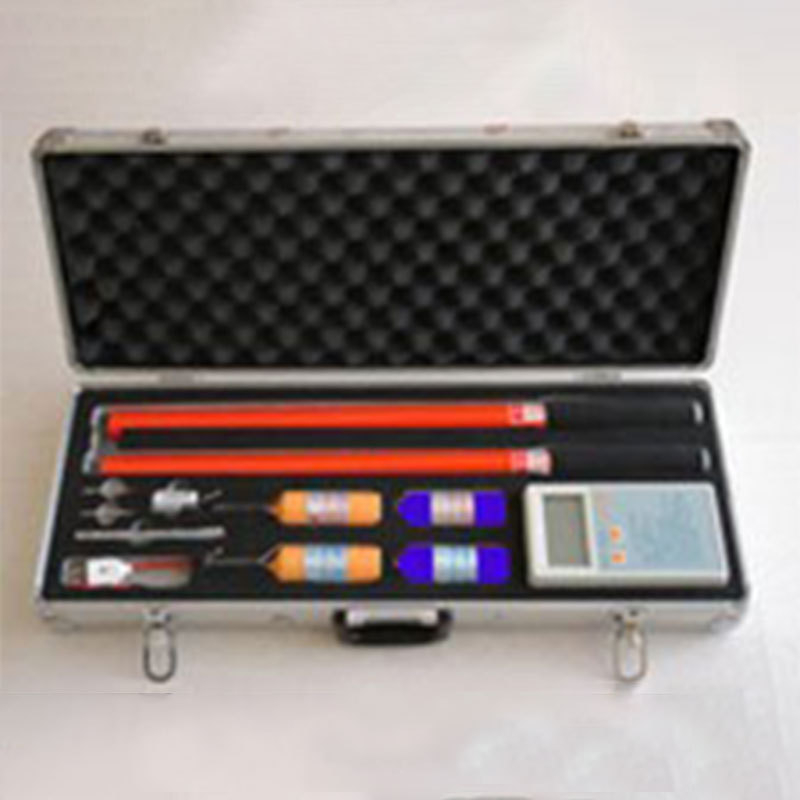 Prijenosna kutija za alate s aluminijskim kućištem, ABS dijelovima i unutarnjom oblogom otporna na udarce; prilagodljivi kapacitet