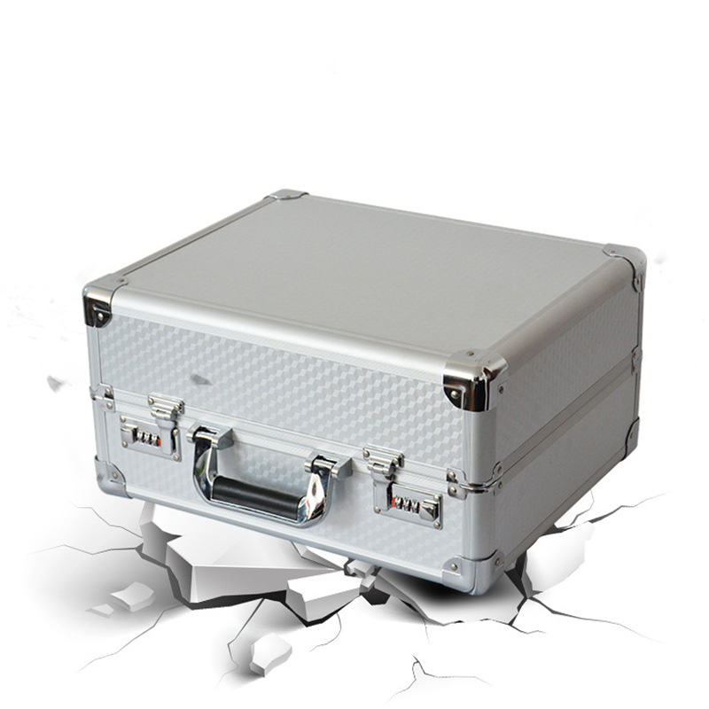 Alumíniumötvözetes hordozható szerszámtároló doboz zárható – Többfunkciós tok eszközök, műszerek és smink számára