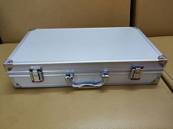 Cutie de scule cu cadru din aliaj de aluminiu, placă de 3 mm densitate, suprafață ABS, căptușeală velur + bumbac perlat, model 21