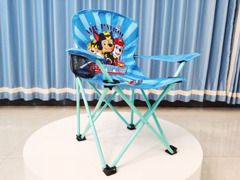 Dječja sklopiva stolica s karikaturalnim dizajnom, metalni okvir, prijenosna