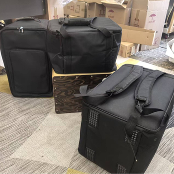 Oxford anyagú Cajon dob táska, poliészter bélés, ergonikus hátsó panel, lélegző és bővíthető