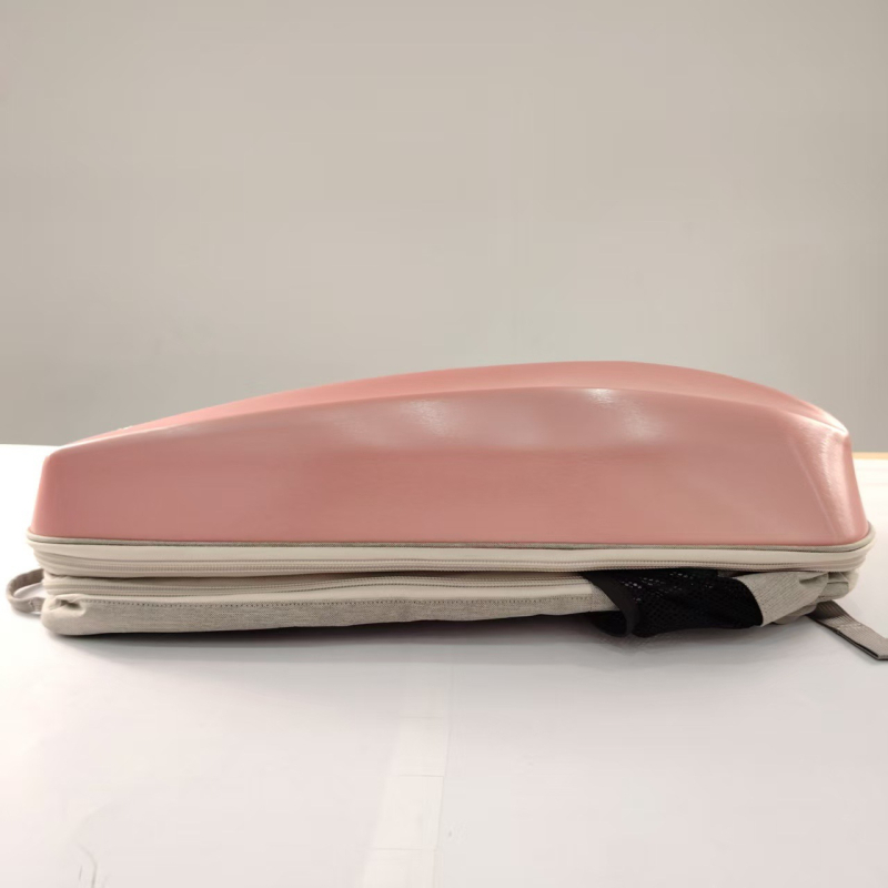 Hegedűtok görbült vállpánttal (külső: valódi bőr; belső: szintetikus bőr; légáteresztő, antibakteriális)