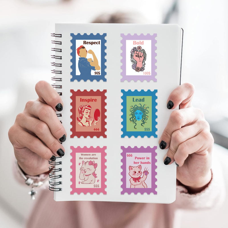 Naljepnice – Crtani feministički grafiti, tiskane, ljepljive za gitaru, bilježnicu i prtljagu