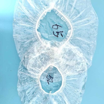 Jednokratna kapa za tuširanje, PE materijal, vodootporna i otporna na ulje, bez logotipa