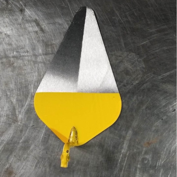 Rozsdamentes acél glettvas vakoláshoz, falakhoz és csempézéshez; vastagabb penge a simításához