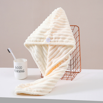 Hullám mintázatú hajszárító sapka korall plüsselből (Anyag: korall plüss; Kategória: hajszárító sapka; Feldolgozás: szegélyezés; Súly: 80–99 g)