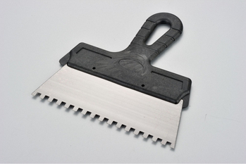 Fogazott glettkés rozsdamentes acél penge és műanyag markolattal, glettelő készlet sorozat, kód Xf-b016