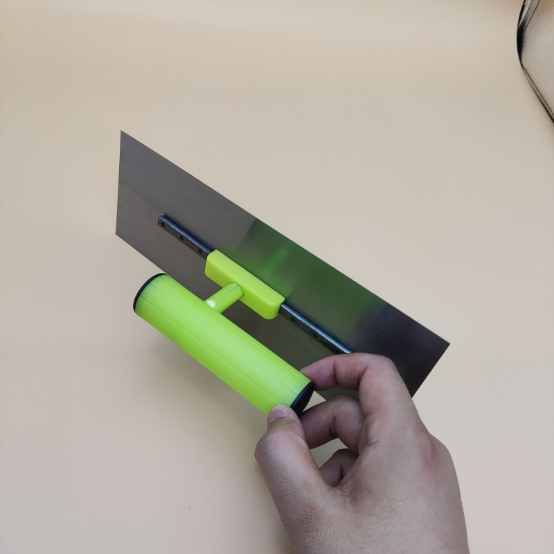 Hosszított nyeletű glettelő, glettkanál és festőkaparó, fém penge