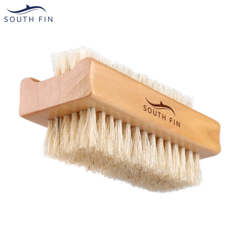 Četkica za nokte s drvenom drškom i svinjskim dlačicama — neto 40 g, podrijetlo Zhejiang, marka Blue ZOO