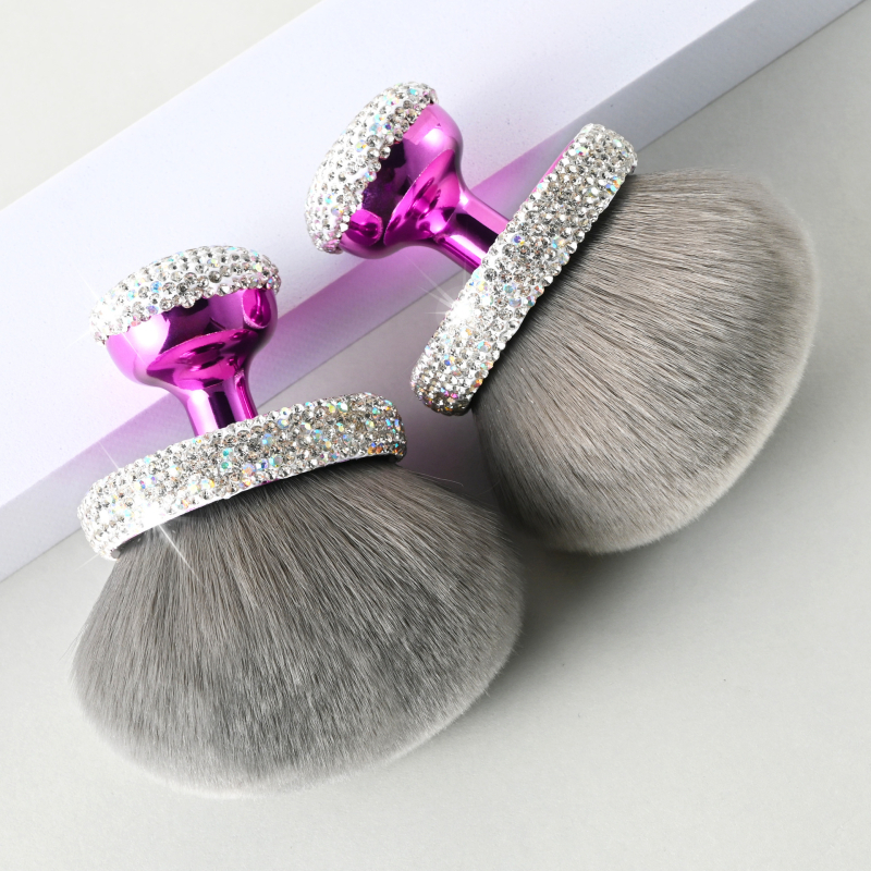 Βούρτσα μακιγιάζ με τρίχες συνθετικών ινών, πλαστική λαβή, συσκευασία σε κουτί, μονή συσκευασία, συνολικό μήκος 10