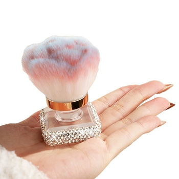 Make-up četkica za prah i ruž – jedan komad, umjetna vlakna, plastična drška, u kutiji