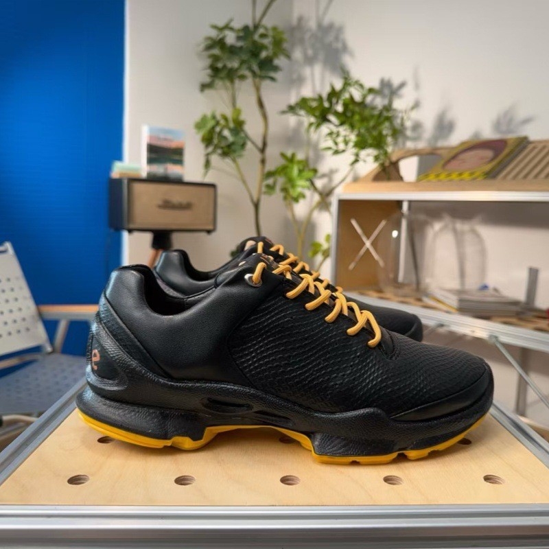 Pantofi sport unisex pentru alergare — partea superioară din piele de vită de primă clasă, vârf rotund, toc mic 1–3 cm, talpă din cauciuc, căptușeală PU