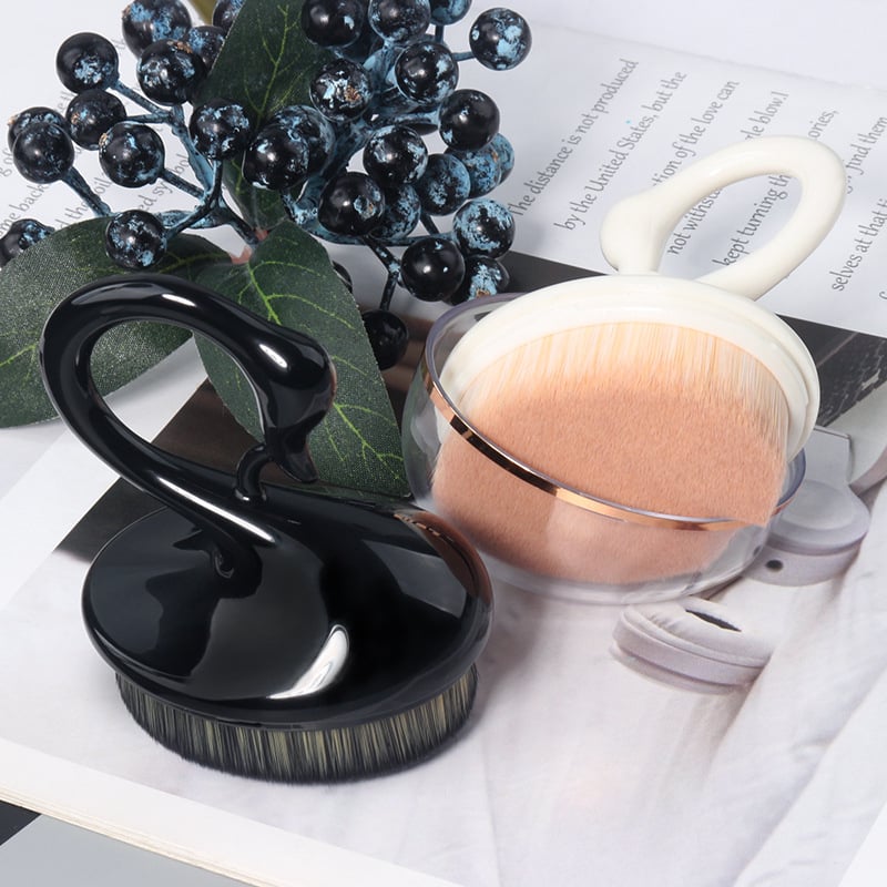 Hattyú alakú körömport ecset átlátszó kupakkal, nylon rost sörtékkel, OEM magáncímke