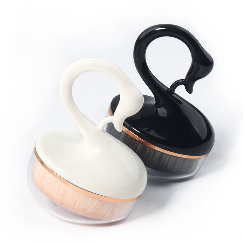 Hattyú alakú körömport ecset átlátszó kupakkal, nylon rost sörtékkel, OEM magáncímke