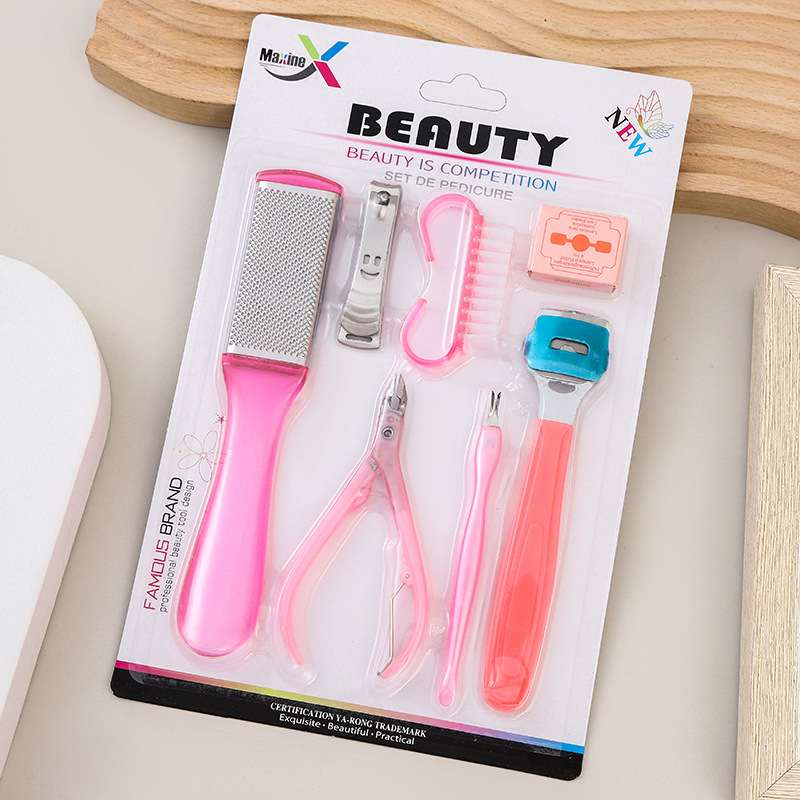 Set de manichiură multifuncțional: unelte pentru unghii cu clește pentru unghii, pila și periuță de curățare; plastic și oțel inoxidabil, 135 piese