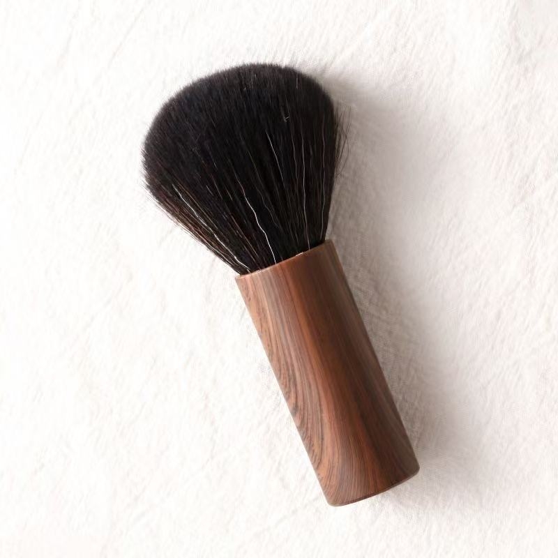 Pensulă de machiaj cu peri din nylon și mâner din bambus, pachet unic; pentru pudră liberă și fard de obraji