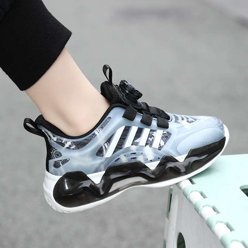 2024 Nyári Új Modellek Gyermek Sportcipők, Lélegző Hálós Kosárlabda Cipők Fiúknak és Lányoknak, Közepes és Nagy Gyermekcipők Gombokkal Nagykereskedelemben