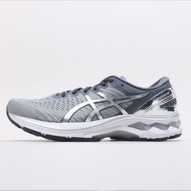 Uniszex sportos cipő, légáteresztő hálós felsőrésszel, ütéscsillapítással, csúszásmentes gumitalppal és könnyű kialakítással