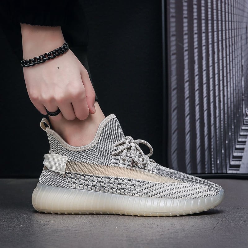 Sportos-casual cipő kókusz designnal, légáteresztő textil felsőrész, TPR talp, középmagas sarok 3–5 cm