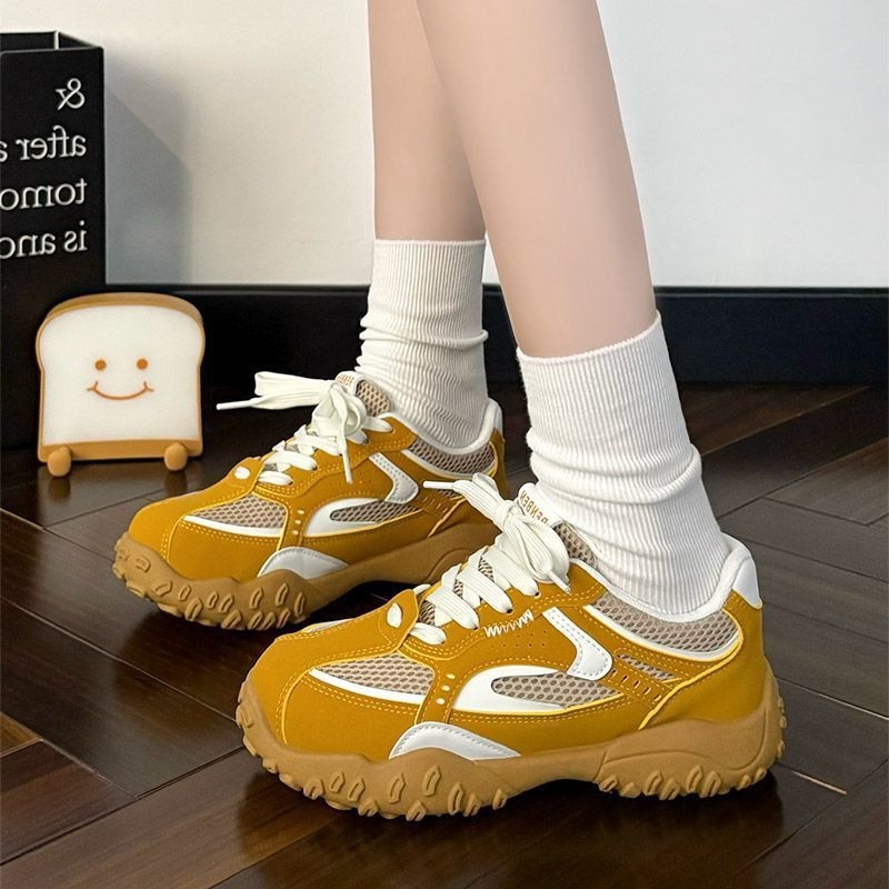 Férfi légáteresztő hálós túrabakancsok fűzőzáras, felső része szintetikus bőrből, PVC talp