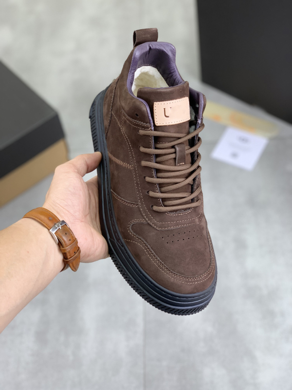 Férfi téli bőrbakancs, középmagas, külső: valódi bőr, belső: bőr, talp: gumi