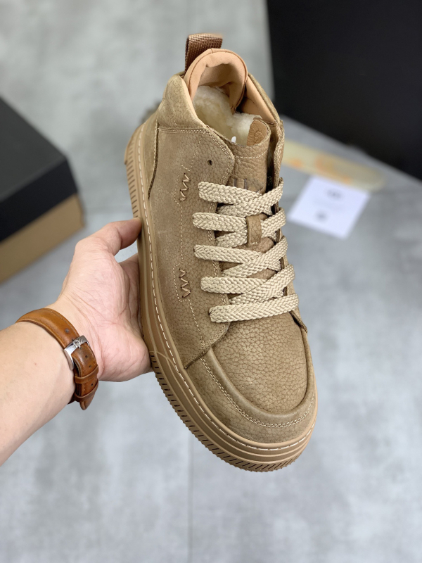 Férfi téli bőrbakancs, középmagas, külső: valódi bőr, belső: bőr, talp: gumi