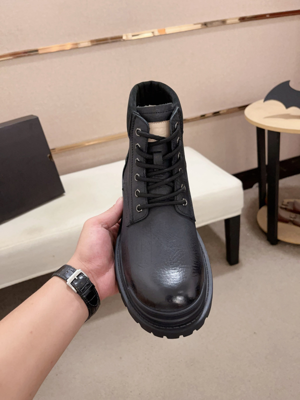 Férfi téli bőrbakancs, középmagas, külső: valódi bőr, belső: bőr, talp: gumi