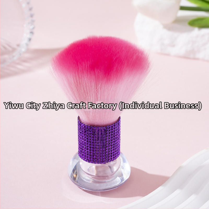 Štetec za makeup (korektor, púder, highlighter) s akrylovou rúčkou, balené v taške, 1-dielna sada.