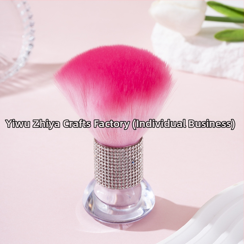 Štetec za makeup (korektor, púder, highlighter) s akrylovou rúčkou, balené v taške, 1-dielna sada.